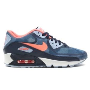 Nike Air Max 90 premium tape “ digi camo ” edition - size 7.5 pink and blue